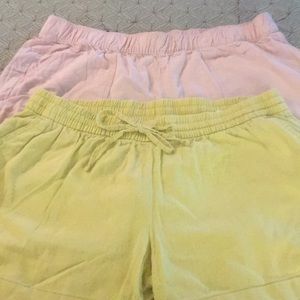 2pr Old Navy shorts Large